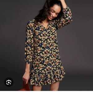 Anthropolohie Floral Print V-Neck Dress. Size 12